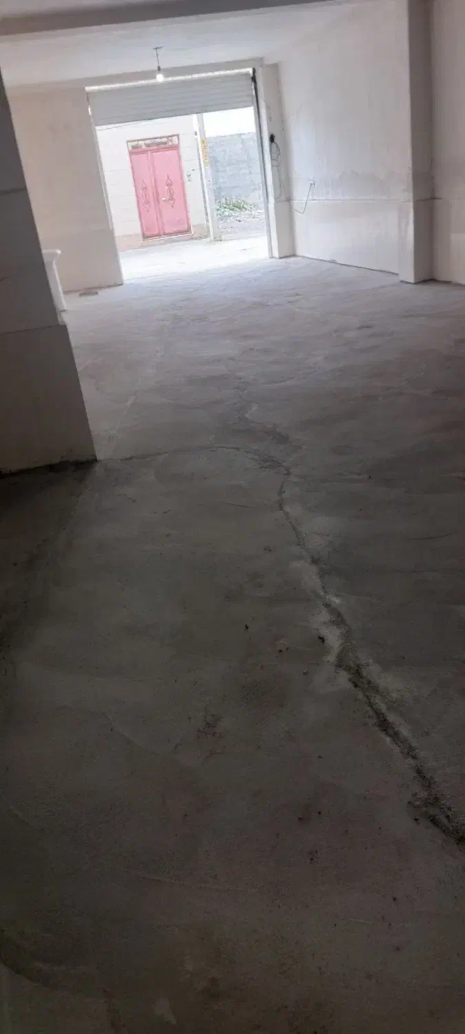 پارکینگ در جهت تولیدی و انبار|اجارهٔ مغازه و غرفه|میانه, |دیوار