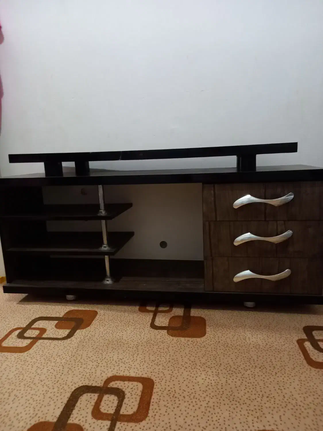 میز تی وی|میز تلویزیون|اشتهارد, |دیوار