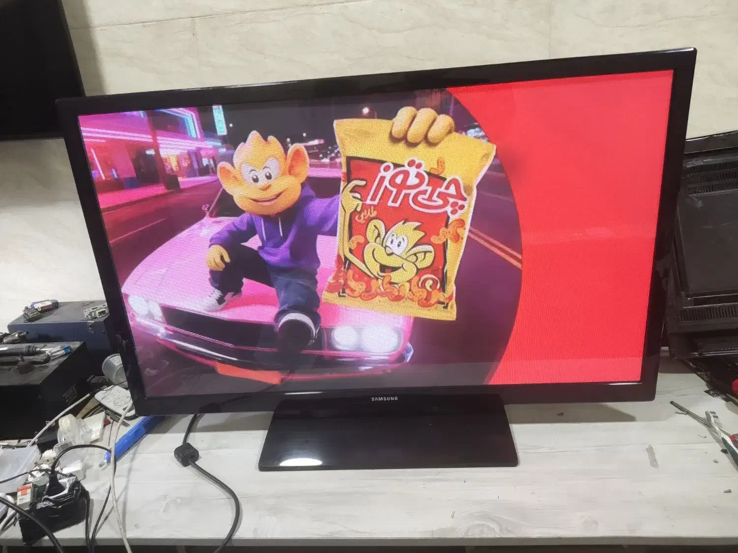 تعمیر تخصصی تلویزیون LED ، LCD ، OLED ، Plasm|خدمات پیشه و مهارت|رشت, رودباری|دیوار