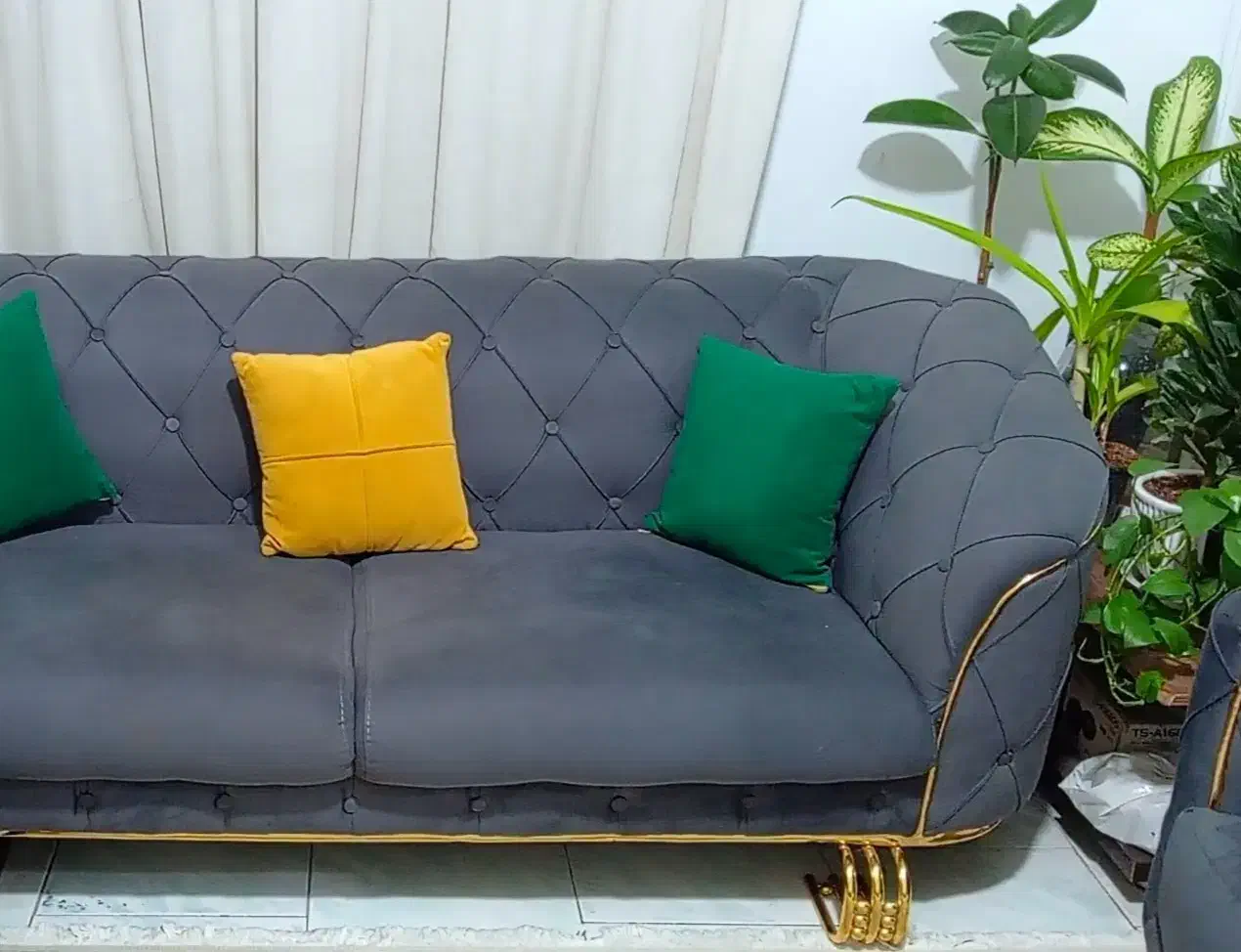 مبل راحتی شیک|مبلمان خانگی و میز عسلی|تهران, علم و صنعت|دیوار