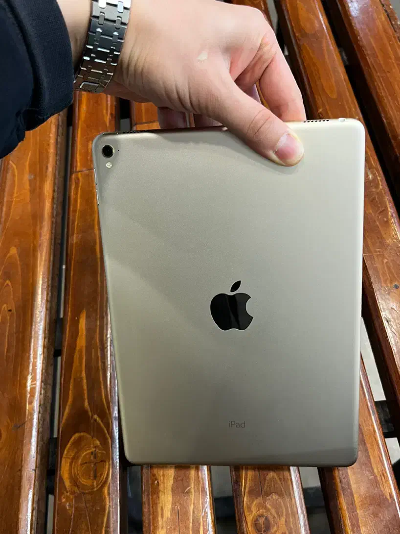 آیپد پرو ۲۰۱۶ /طلایی/۳۲ گیگ/درحد نو|تبلت|تهران, نازیآباد|دیوار