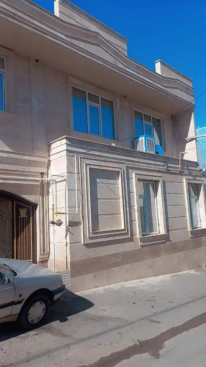 10سال ساخت|فروش خانه و ویلا|شازند, |دیوار