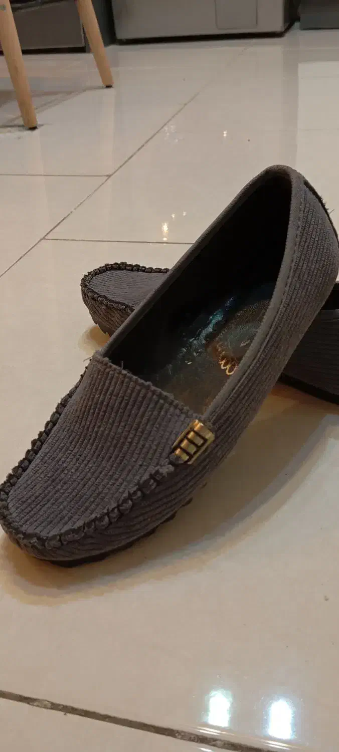 دو عدد کفش کالج|کیف، کفش، کمربند|پردیس, فاز ۸|دیوار