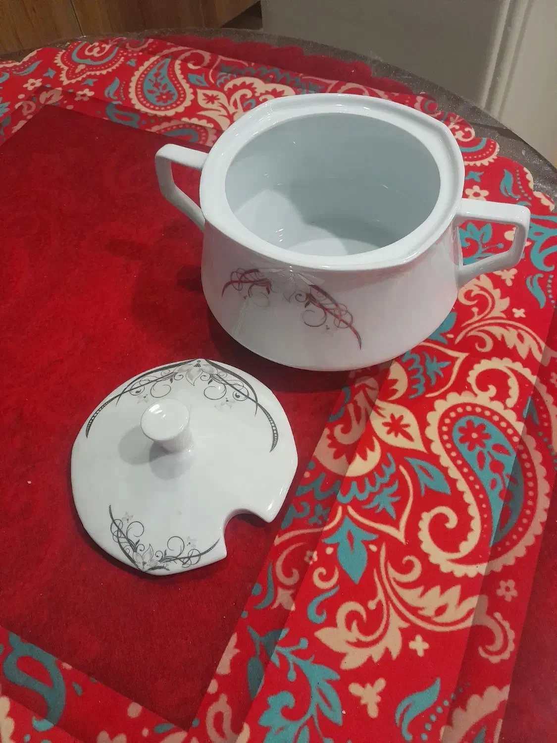 تعدادی ظرف و ظروف|حراج|محمدشهر, سیدآباد|دیوار