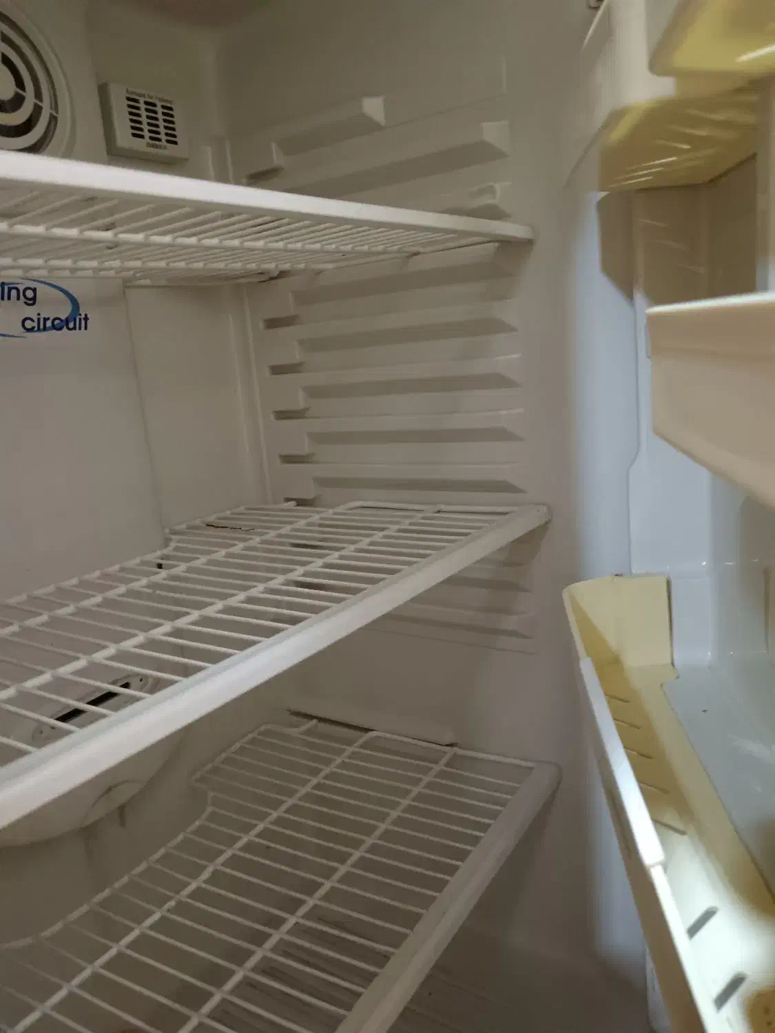 یخچال امرسان|یخچال و فریزر|نیشابور, خط کاشمر|دیوار