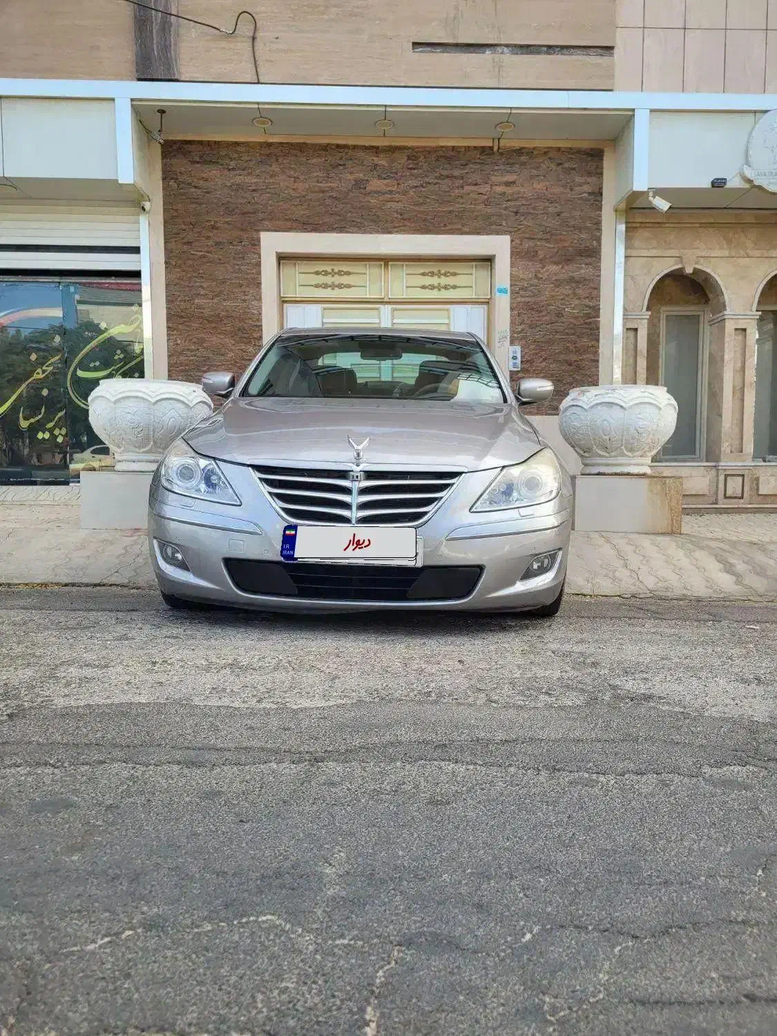 جنسیس سدان 2011 فول vip نقد و قسط|خودرو سواری و وانت|بردسکن, |دیوار