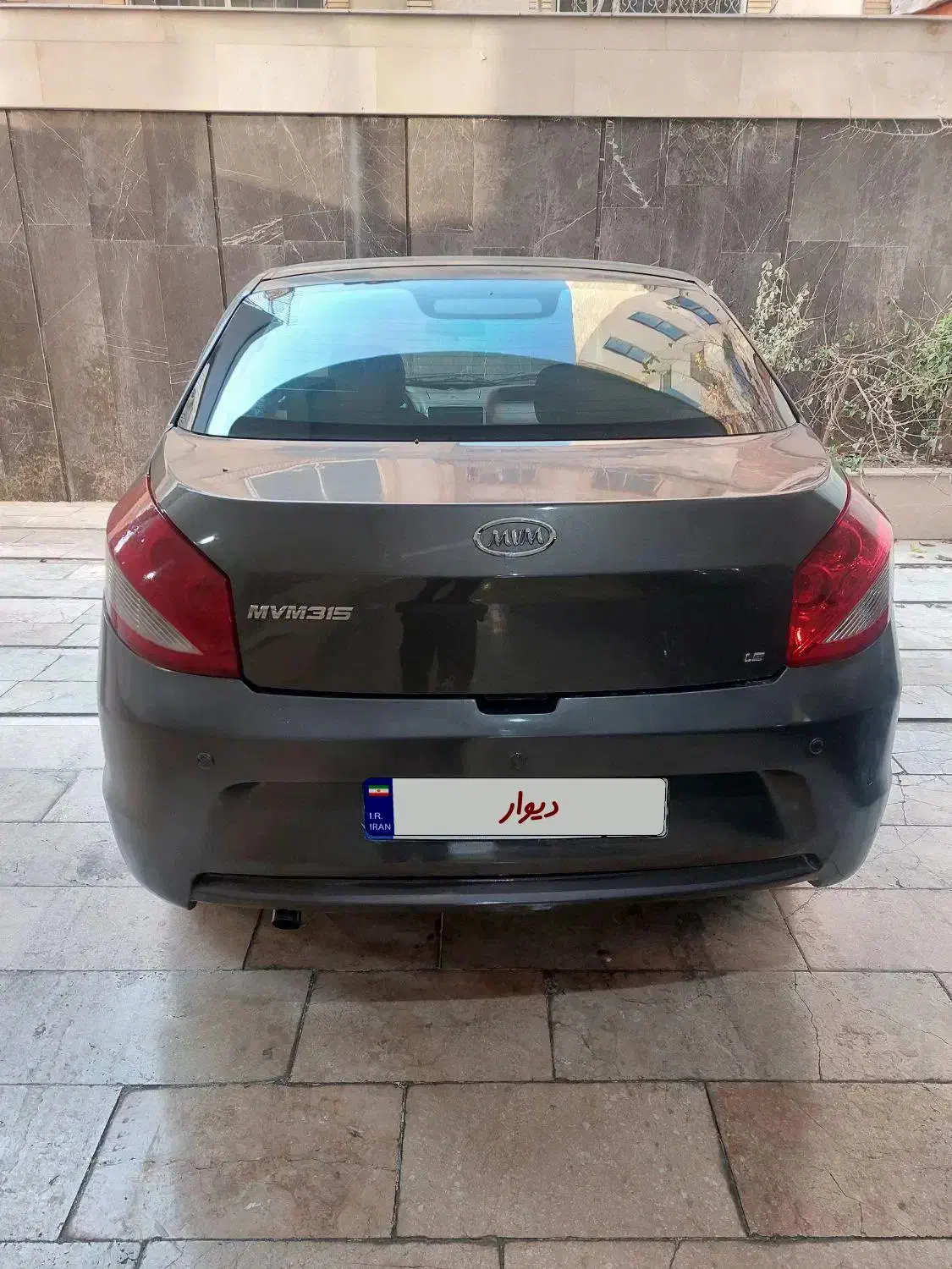 ام وی ام تمیز بدون رنگ خونگی|خودرو سواری و وانت|مشهد, بهاران|دیوار