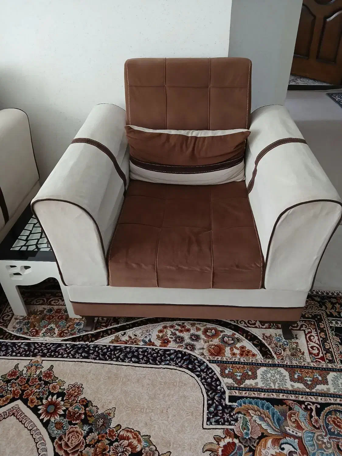 مبل راحتی ۷نفره بسیارتمیزوسالم|مبلمان خانگی و میز عسلی|بجنورد, |دیوار