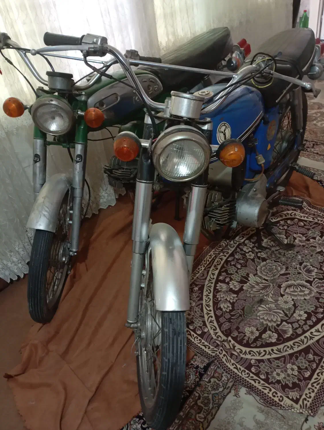 چهارعددیاماها۱۰۰تمام وسایلاش فابریک تک هندل روشن|موتورسیکلت|کرج, آق تپه|دیوار