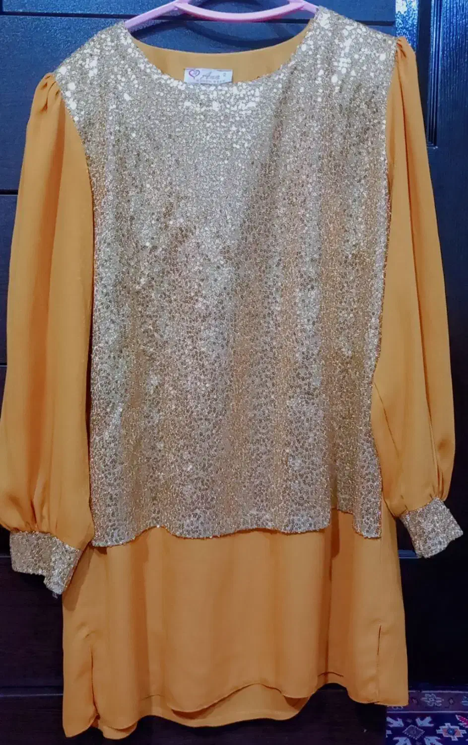 شومیز|لباس|رشت, سلیمانداراب|دیوار