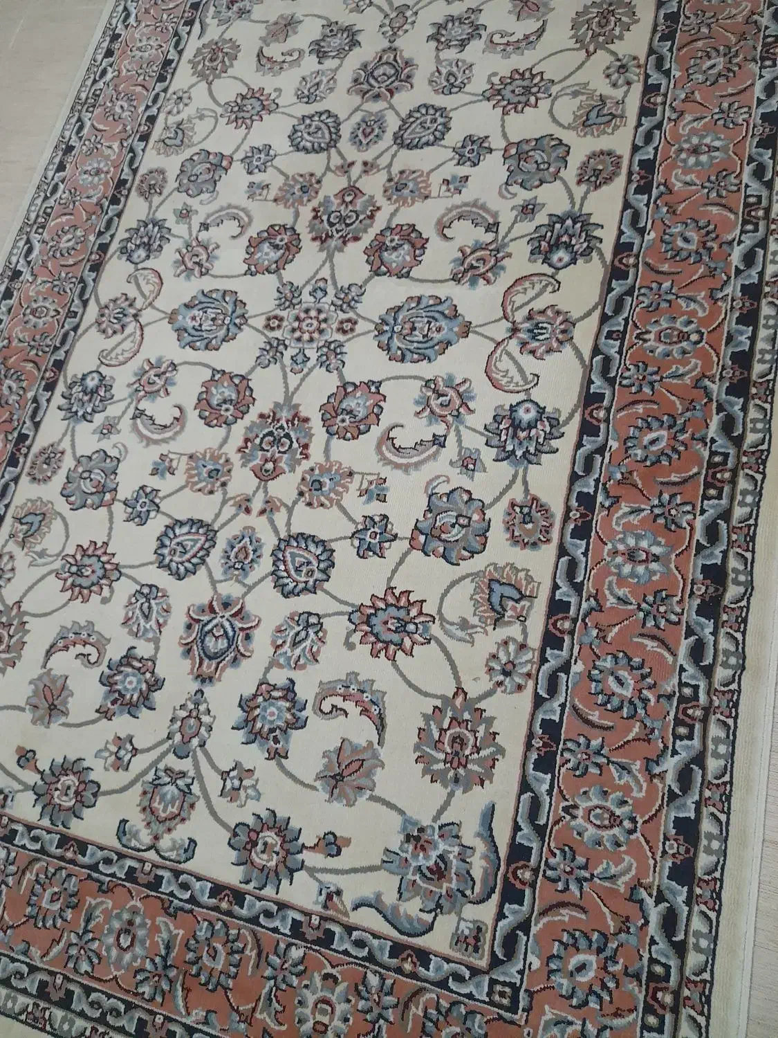 ۲ عدد فرش ساوین ۴ متری و ۱/۵ متری|فرش|خرمآباد, |دیوار