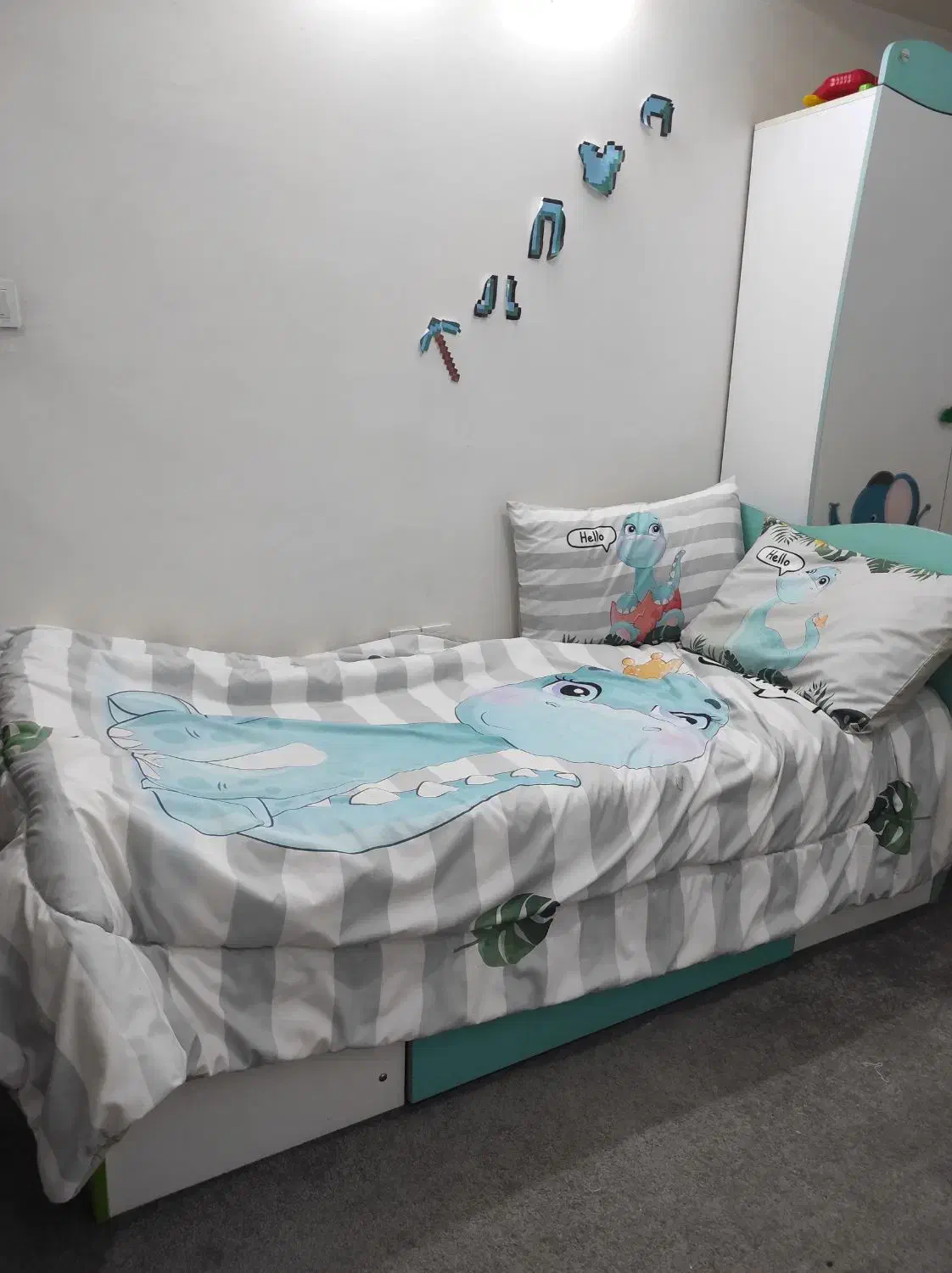 سرویس خواب نوجوان تخت کمد لباس واسباب بازی و دراور|تخت و سرویس خواب|ری, ملکآباد|دیوار