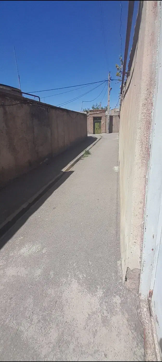 زمین خالی و چهار دیواری شده|فروش زمین و ملک کلنگی|جلفا, |دیوار