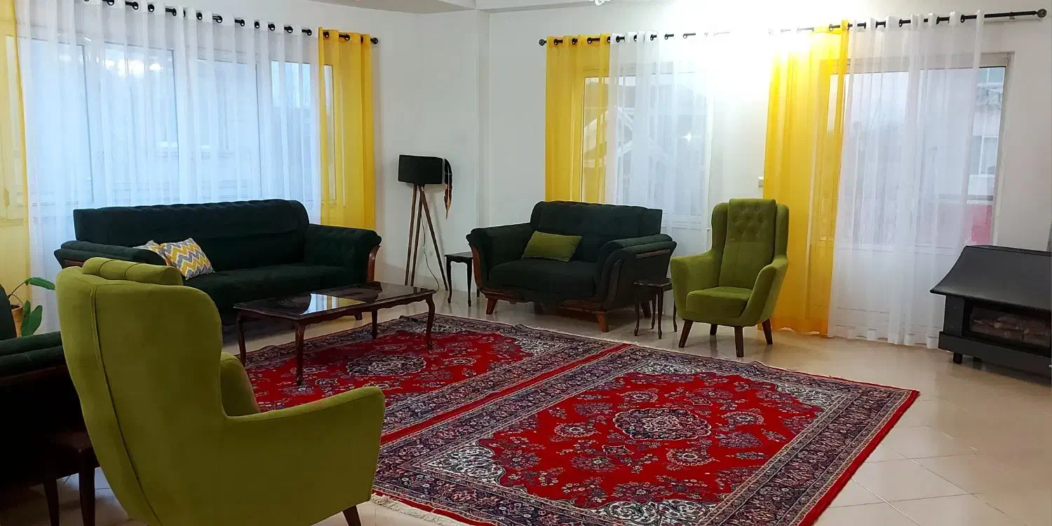 دوخوابه بزرگ وتمیز نزدیک ساحل شیرود|اجارهٔ کوتاه‌مدت آپارتمان و سوئیت|تنکابن, |دیوار