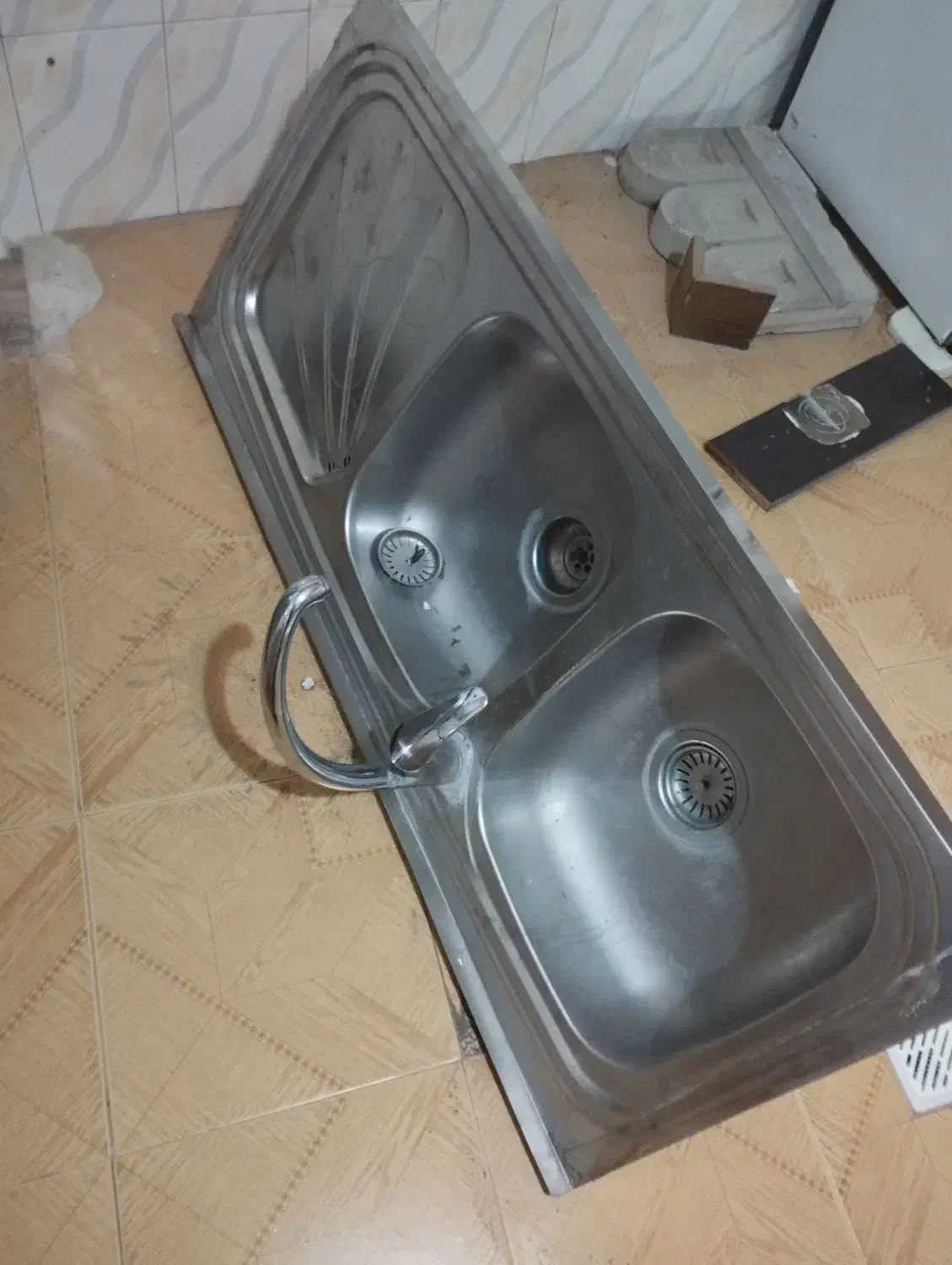 سینک ظرفشویی|آب‌چکان و نظم‌دهنده ظروف|فلاورجان, |دیوار