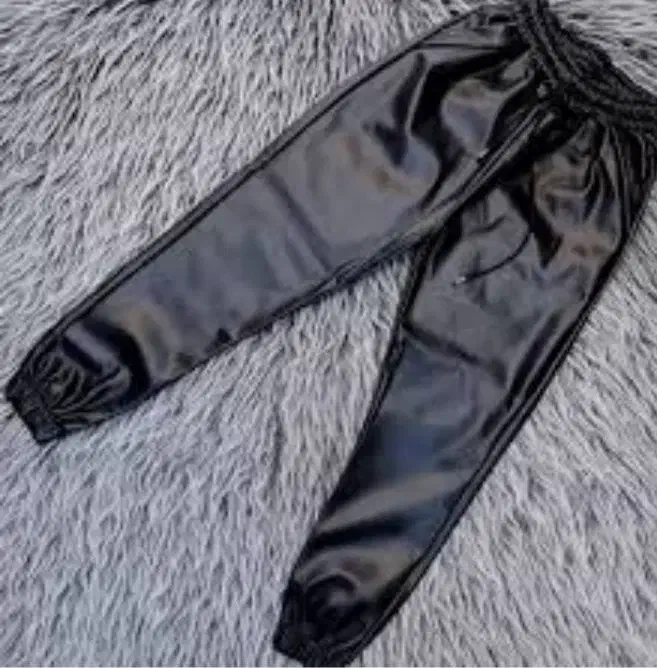 شلوار جاگر چرم نو و ساعت مچی|ساعت|مشهد, انقلاب|دیوار