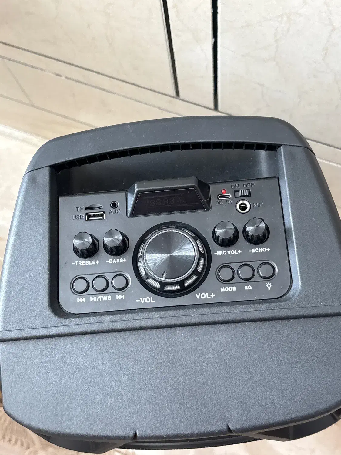 اسپیکر zqs8210|پخش‌کننده همراه|خمینی‌شهر, |دیوار