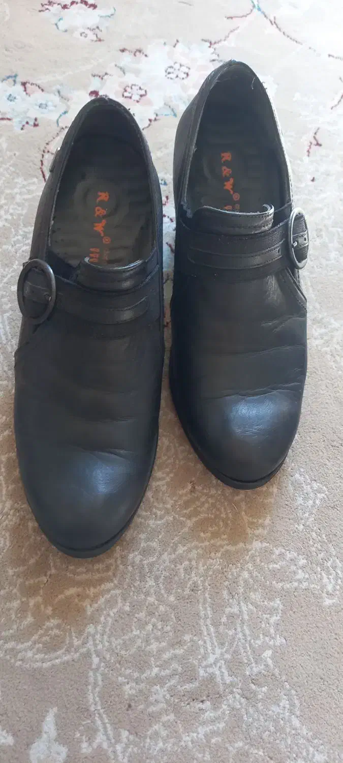 کفش چرم مارک R & W|کیف، کفش، کمربند|شیراز, کوزه گری|دیوار