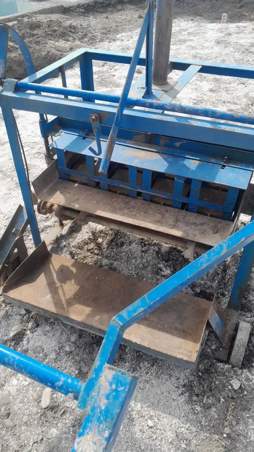 دستگاه بلوکه زنی سالم درحد کم کار|ماشینآلات صنعتی|مشهد, عسگریه|دیوار