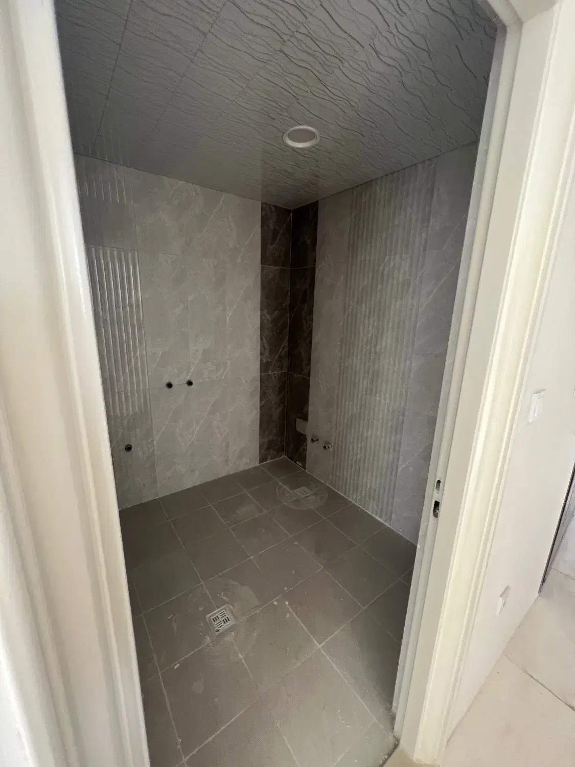 فروش واحد۲۱۵ متری در یاغچیان(برج سفید)گلشهر پرواز|فروش آپارتمان|تبریز, |دیوار