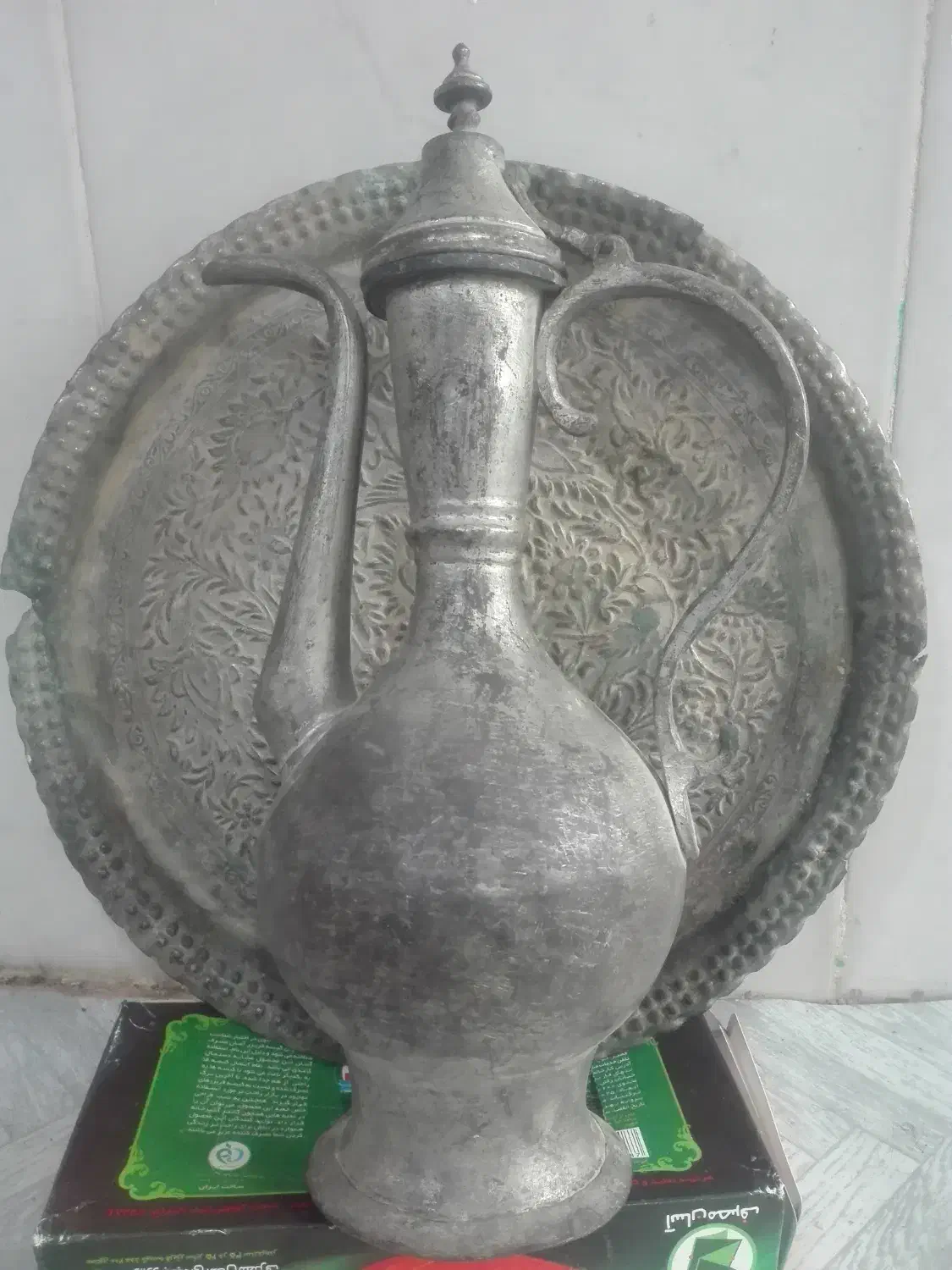 فروش گلاب پاش و سینی مسی قدیمی|کلکسیون اشیاء عتیقه|شیراز, محمدیه|دیوار