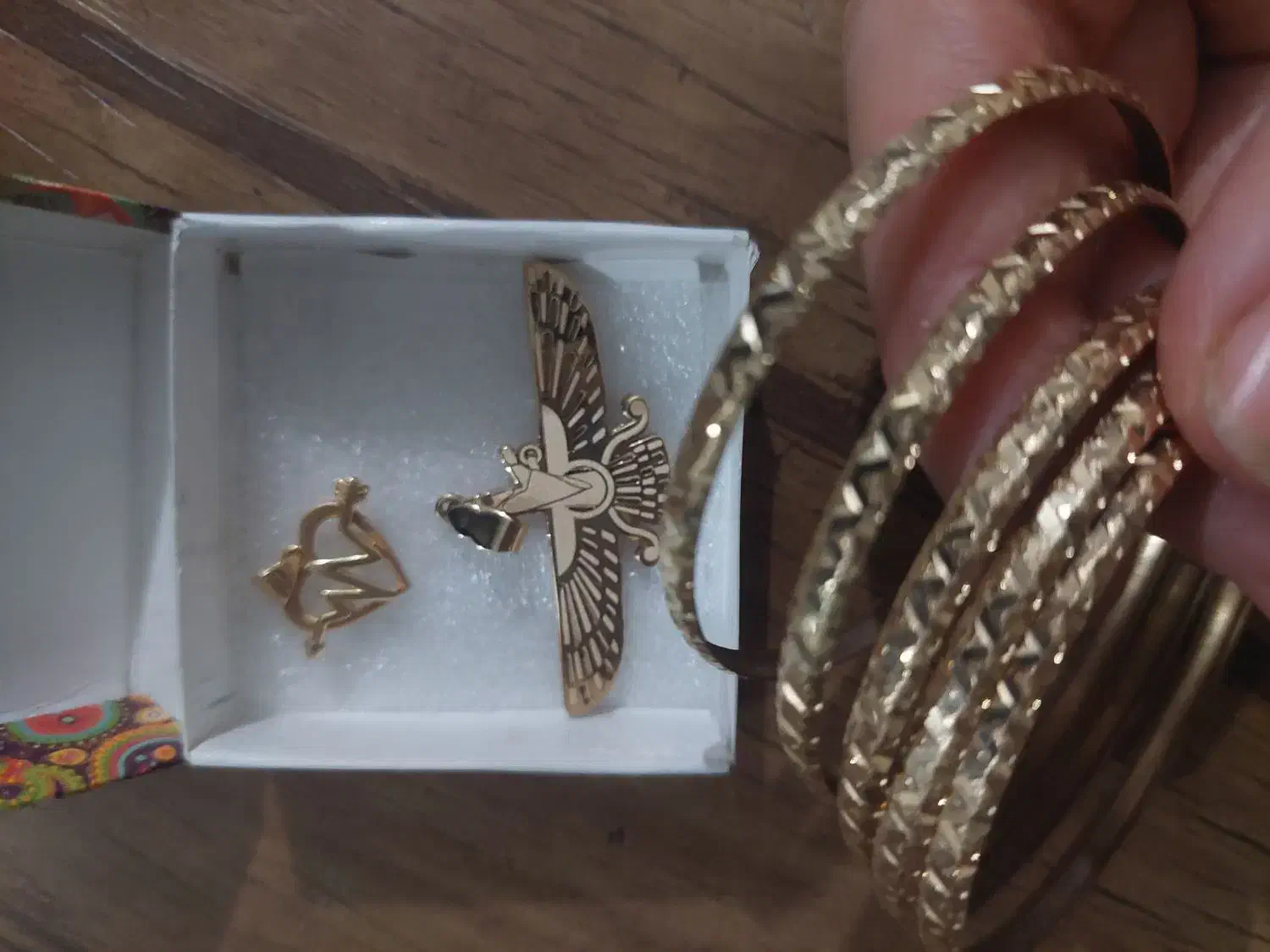 مقداری طلای خانگی نو به صورت تکی و یکجا|جواهرات|همدان, |دیوار