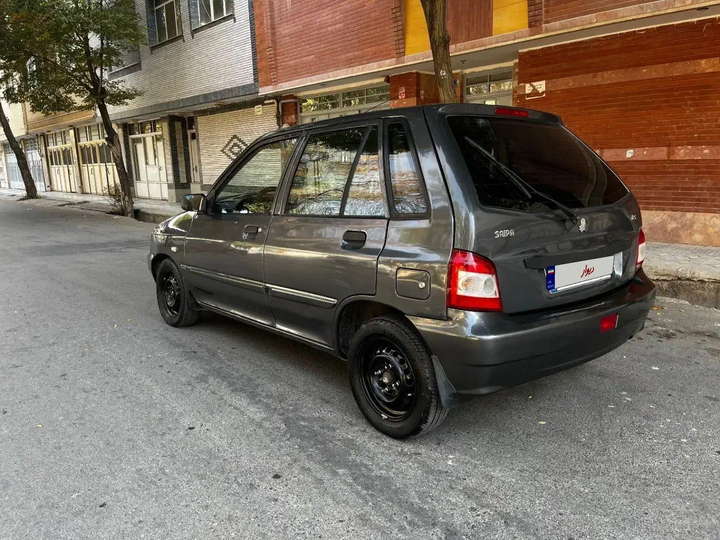 ۱۱۱مدل ۹۷|خودرو سواری و وانت|شاهین‌شهر, عطار|دیوار