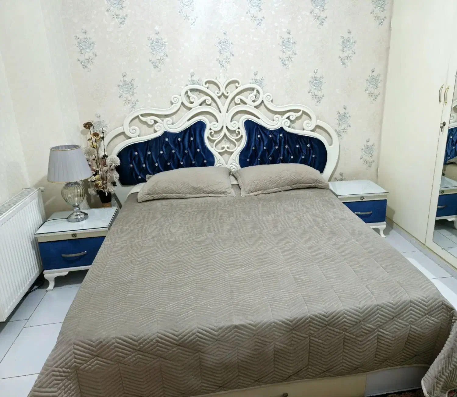 تخت خواب دو نفره با ۲ پاتختی بدون آیینه و کنسول|تخت و سرویس خواب|اندیشه, اندیشه فاز ۱|دیوار