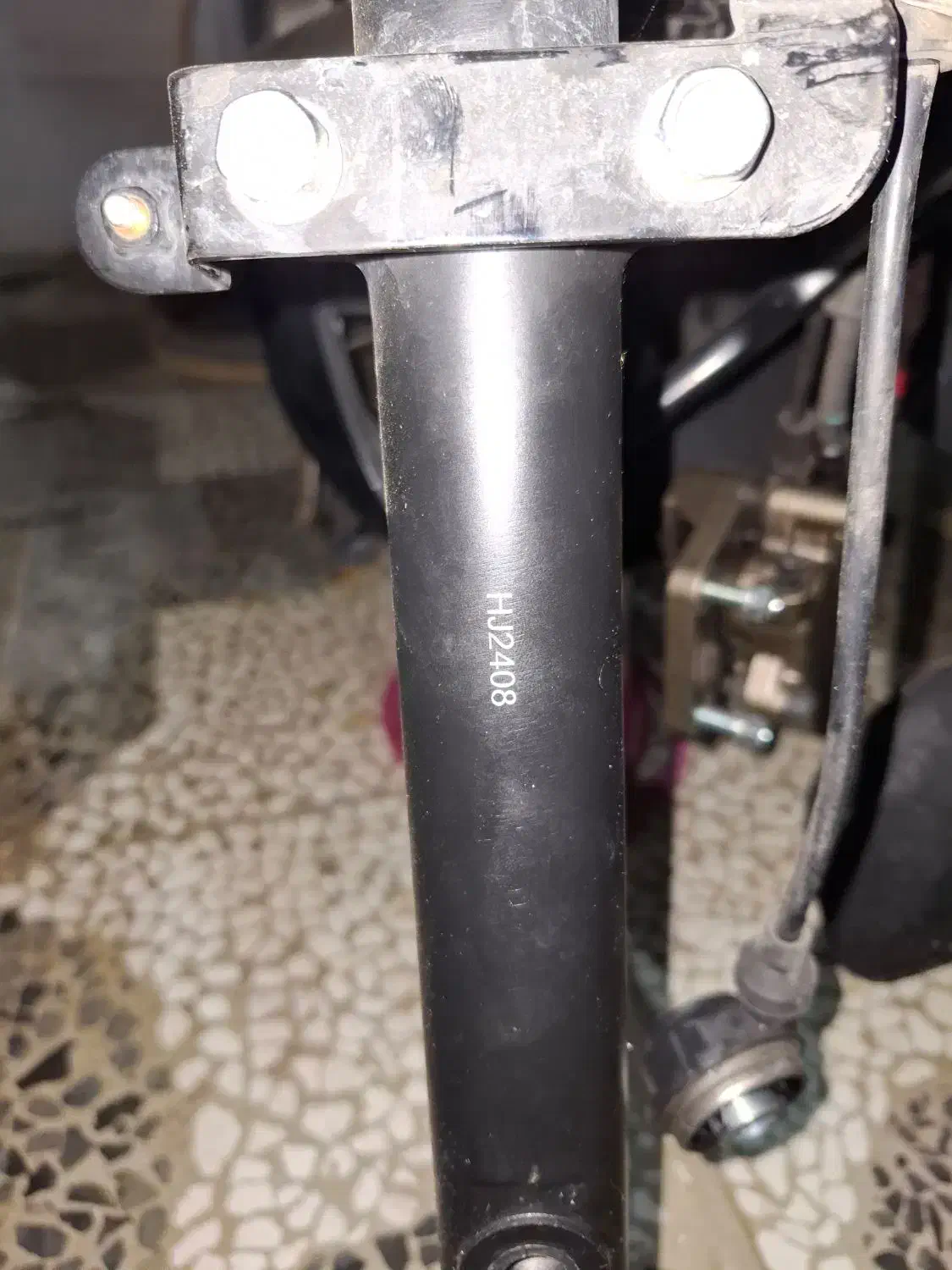 کمک سمت راست موتور zontes n2 230|قطعات یدکی و لوازم جانبی|آزادشهر, |دیوار