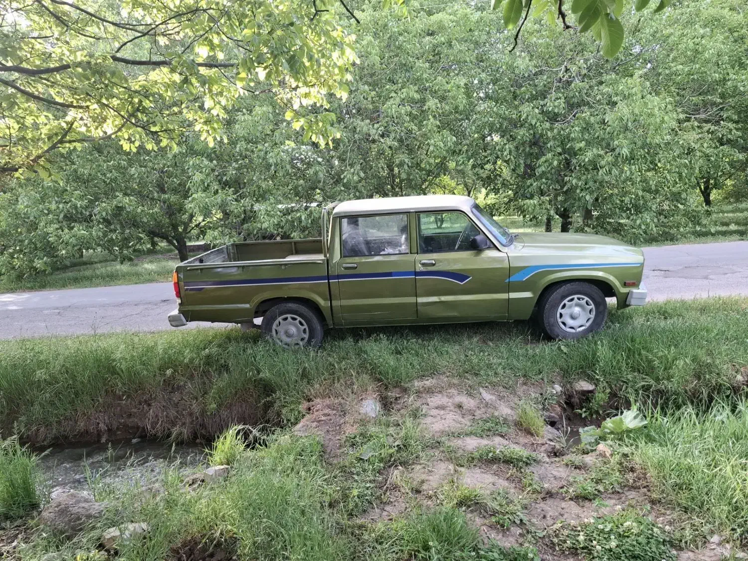 مزدا وانت دو کابین|خودرو سواری و وانت|نهاوند, |دیوار