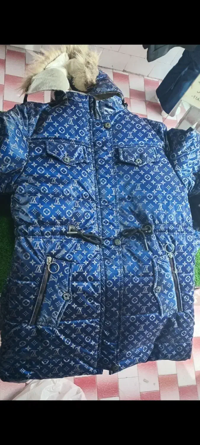 حراج کاپشن پسرانه و دخترانه 900 هزار|کفش و لباس بچه|خوی, |دیوار