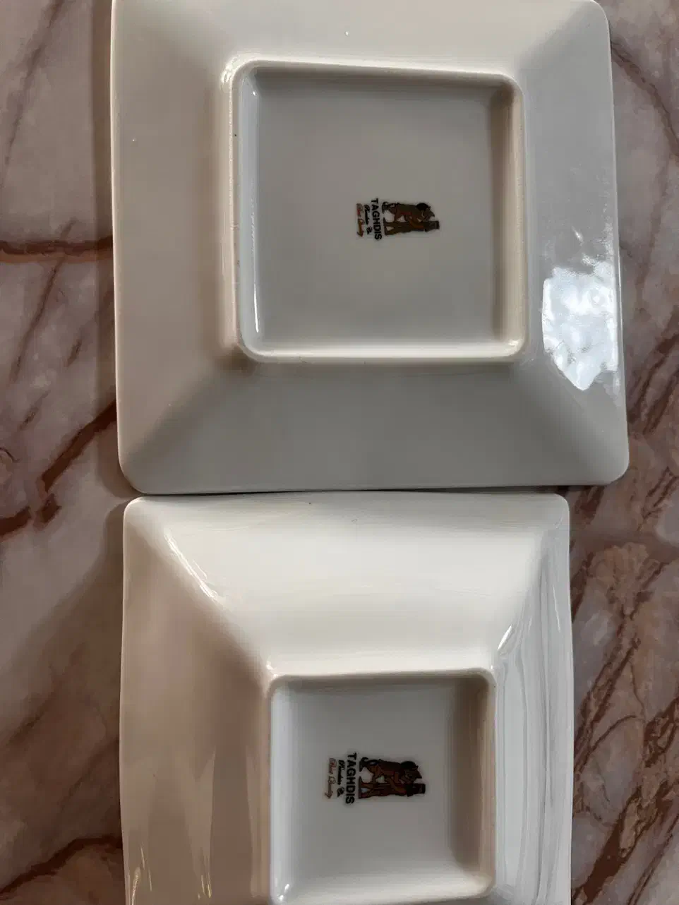 سرویس ۲۴ نفره چینی تقدیس|ظروف سرو و پذیرایی|قائن, |دیوار