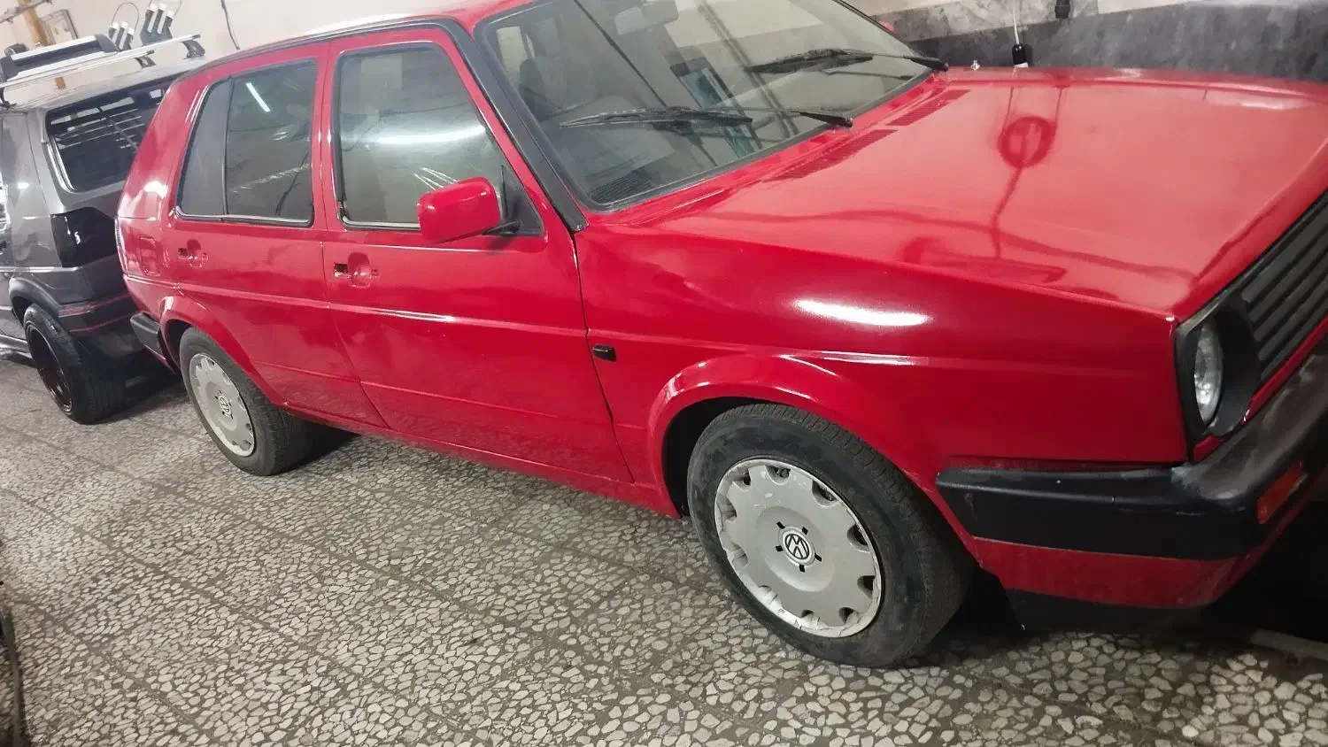 گلف 92 قرمز روغنی تمیز|خودرو سواری و وانت|ساری, |دیوار