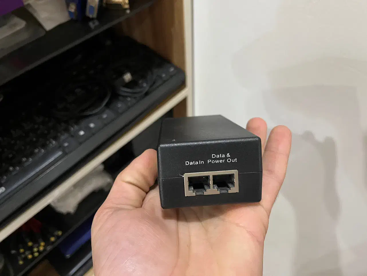 تجهیزات شبکه استوک|مودم و تجهیزات شبکه|رباط‌کریم, رباط‌کریم|دیوار