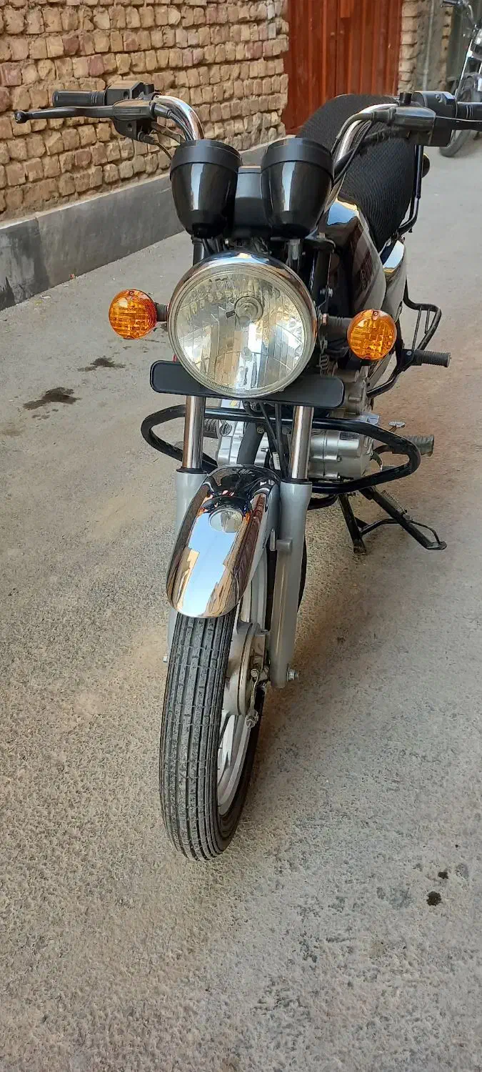 موتور بوکسر بوکسر ۲۰۰سی سی|موتورسیکلت|اصفهان, آهنگران|دیوار