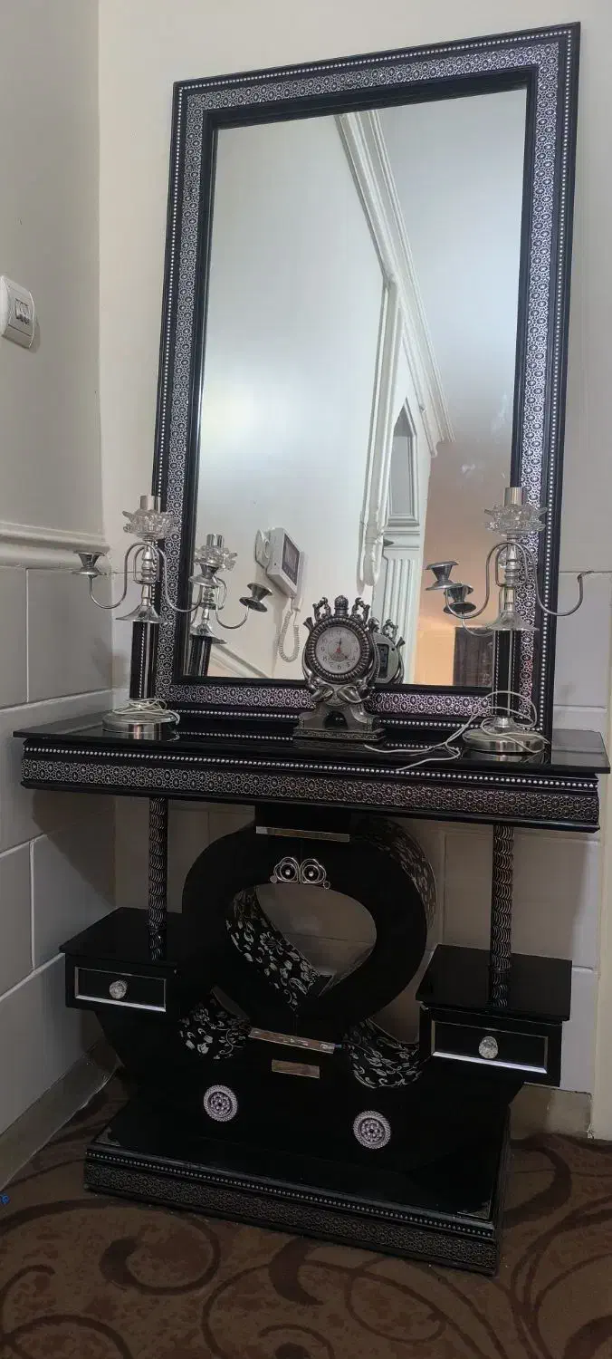 آینه وشمعدان|بوفه، ویترین، کنسول|اراک, |دیوار