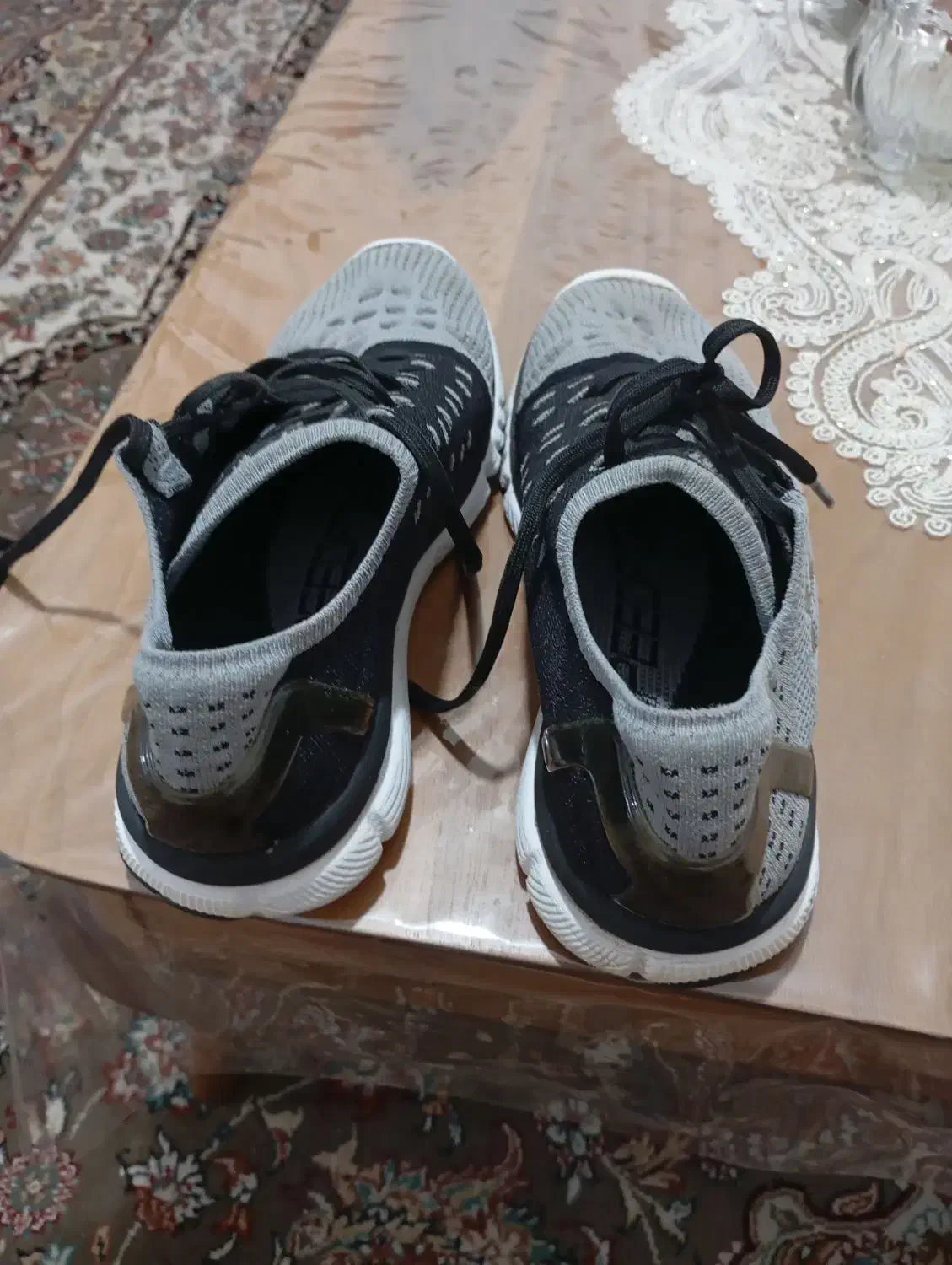 کتونی تاناک|کیف، کفش، کمربند|الوند, |دیوار