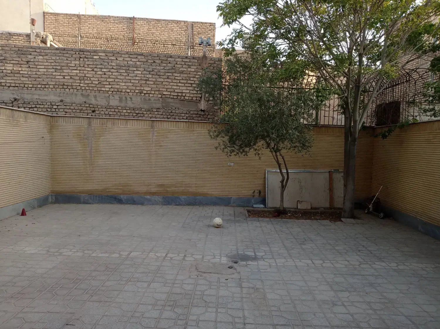 اجاره منزل مسکونی دربست|اجارهٔ خانه و ویلا|اصفهان, کشاورزی|دیوار
