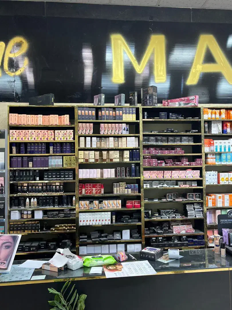 دکور و پیشخوان و جنس ارایشی|فروشگاه و مغازه|ورامین, ورامین|دیوار