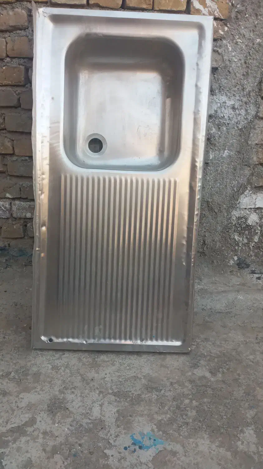 سینگ|آب‌چکان و نظم‌دهنده ظروف|سبزوار, شرق کال عیدگاه|دیوار