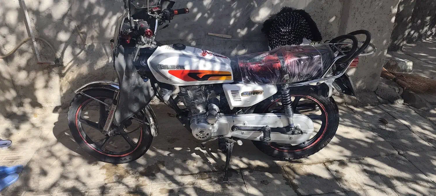 موتور کبیر ۲۰۰ مدل ۹۵|موتورسیکلت|نهاوند, |دیوار