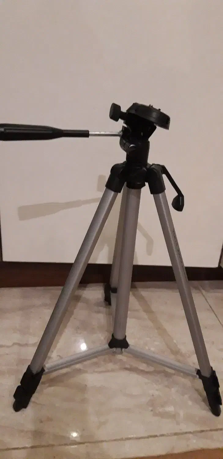 پایه دوربین|دوربین عکاسی و فیلم‌برداری|قرچک, شهرک طلائیه|دیوار