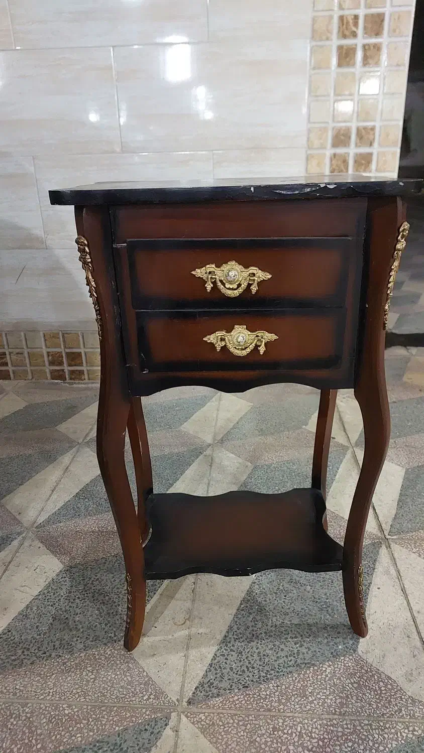 میز|بوفه، ویترین، کنسول|شیراز, شهرک سراج‎|دیوار