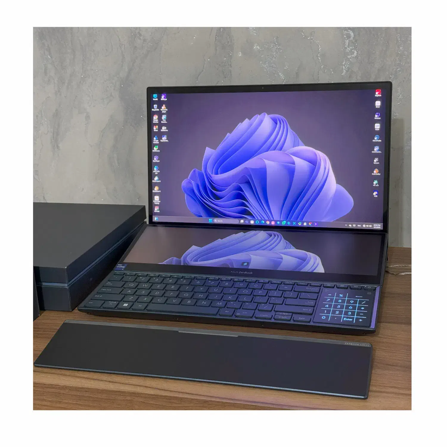 لپتاب ایسوس مدل Asus Zenbook Pro Duo UX582ZW OLED|رایانه همراه|شیراز, قدوسی غربی|دیوار
