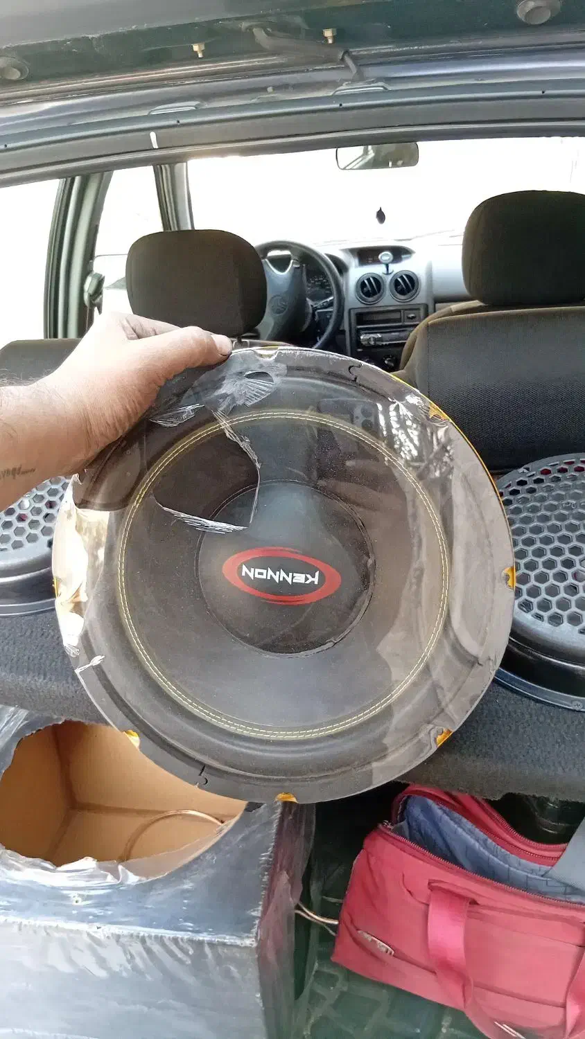 ساب ووفر استوک|قطعات یدکی و لوازم جانبی|رشت, منظریه|دیوار