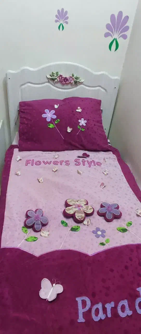 تخت یکنفره نوجوان از  برند معروف  « آپادانا »|تخت و سرویس خواب|رشت, گلباغ نماز|دیوار