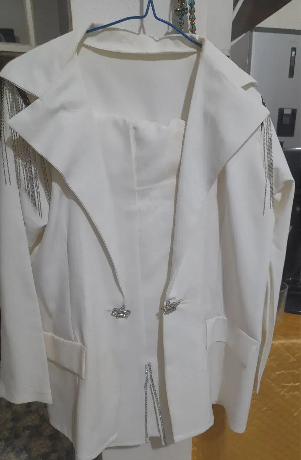 مجلسی زیبا|لباس|پارس‌آباد, |دیوار