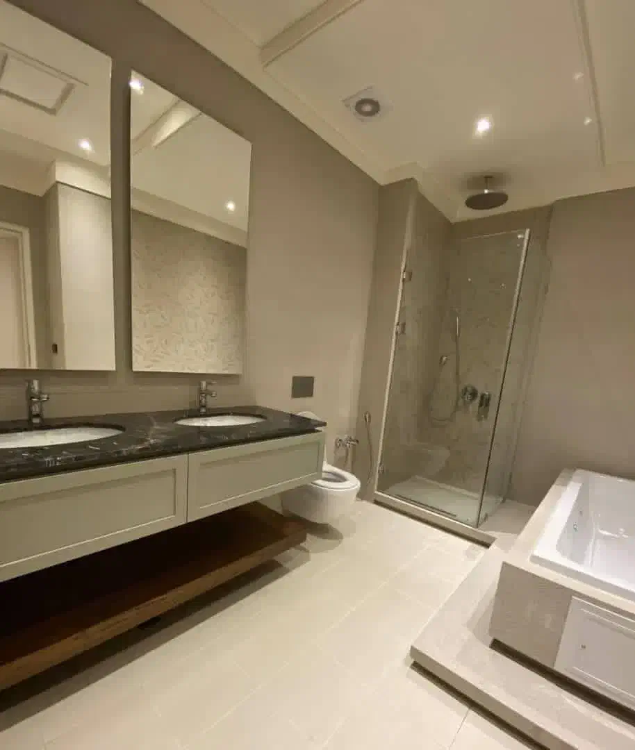 ۱۹۰ متر ۳ خواب نوساز تک واحدی سه جهت نور دروس