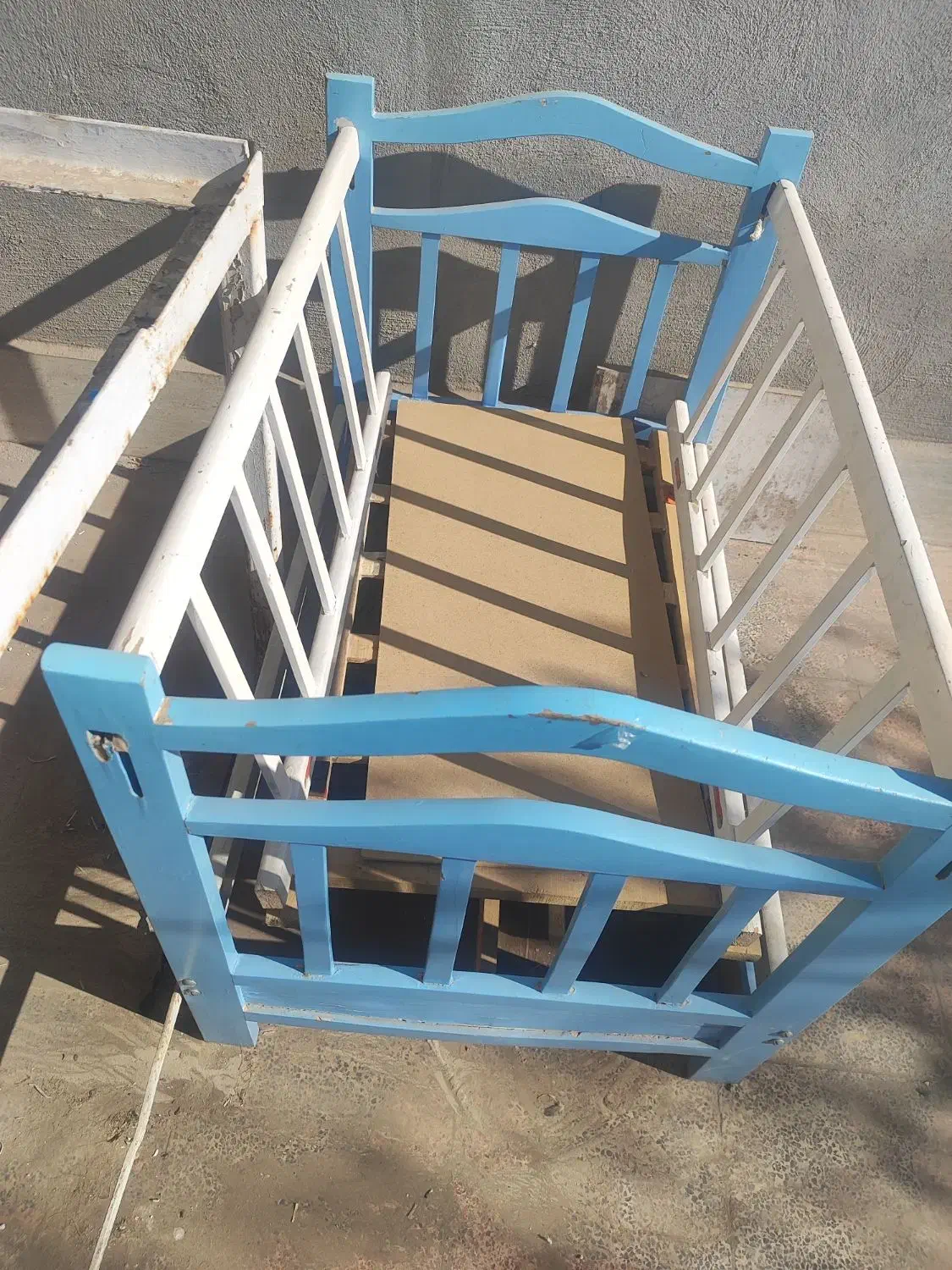 گهواره نوزاد|اسباب و اثاث بچه|سیرجان, |دیوار