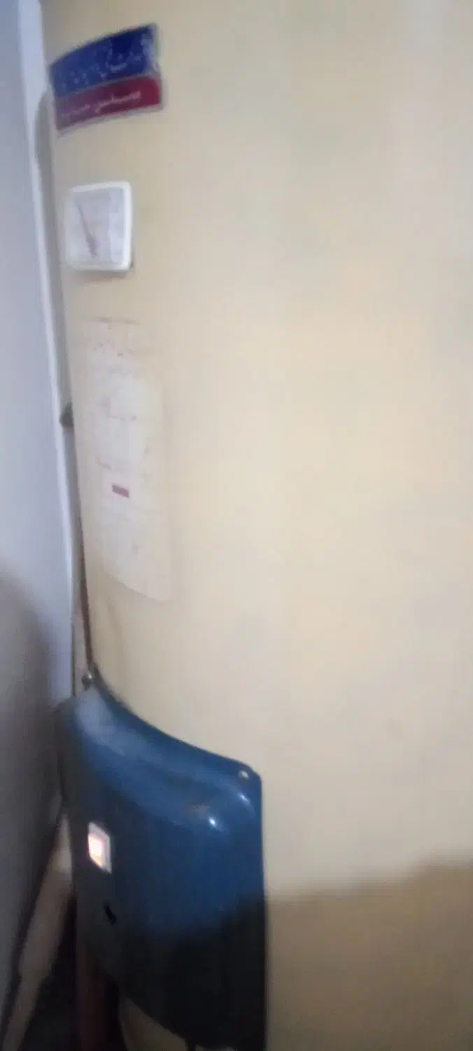 آبگرمکن برقی کاملا سالم|آبگرمکن، پکیج، شوفاژ|تربت‌حیدریه, شهرک ولیعصر|دیوار